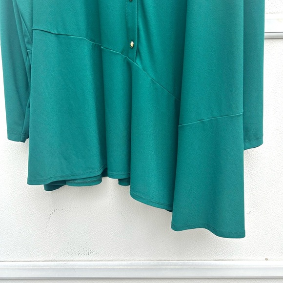 Susan Graver Liquid Knit Top 4X Asymmetrical Hem Kelly Green Button Front Tunic - Picture 5 of 11